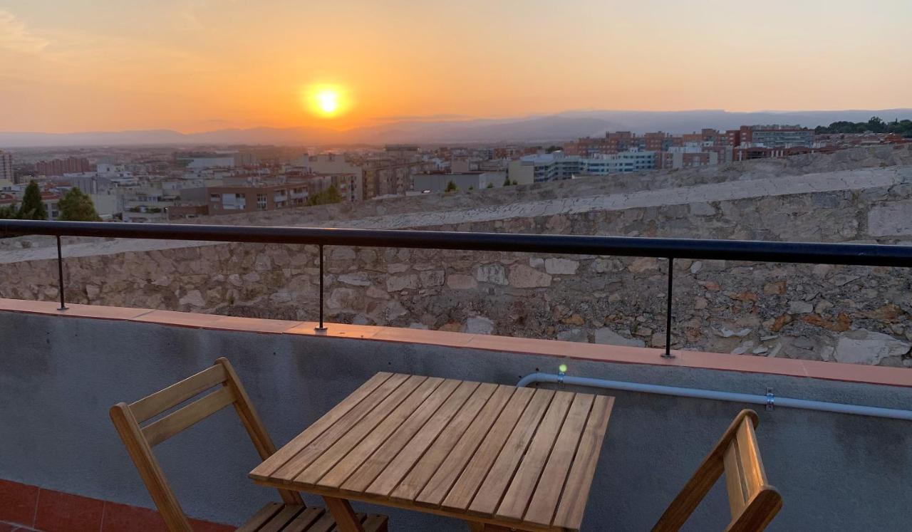 Apartamento 3 En La Muralla Romana Junto A La Catedral Tarragona Buitenkant foto
